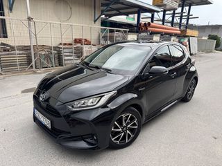 Toyota Yaris 2020 STYLE HYBRID