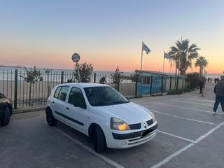 Renault Clio 2003