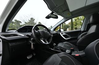 Peugeot 2008 2016 CROSSWAY-thumb-15