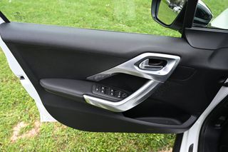 Peugeot 2008 2016 CROSSWAY-thumb-33
