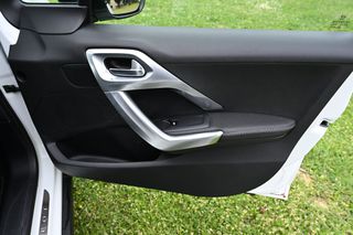 Peugeot 2008 2016 CROSSWAY-thumb-34