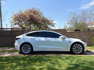 Tesla Model 3 2019 LONG RANGE DUAL MOTOR-thumb-5