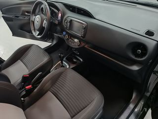Toyota Yaris 2019 HYBRID 1.5-thumb-9
