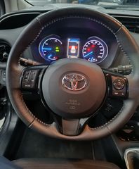 Toyota Yaris 2019 HYBRID 1.5-thumb-12