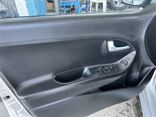 Kia Picanto 2015-thumb-9