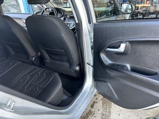 Kia Picanto 2015-thumb-17