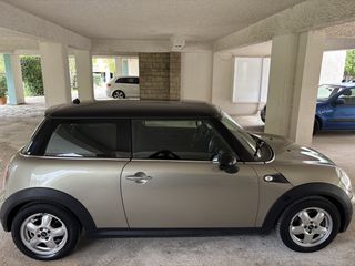 Mini Cooper 2010-thumb-2