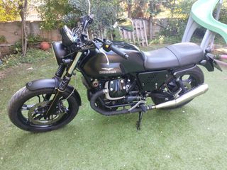 Moto Guzzi V 7 2015 V7 Stone Racer-thumb-1