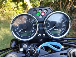 Moto Guzzi V 7 2015 V7 Stone Racer-thumb-7