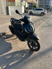 Piaggio Beverly 300 2022-thumb-4