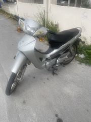 Yinxiang YX 100 2012