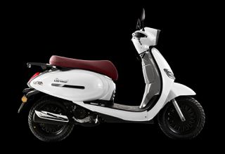 UM 2026 CARMEL 125i euro5+-thumb-1