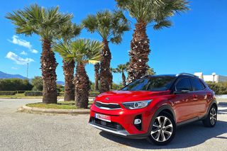 Kia Stonic 2017 **ΠΡΟΣΦΟΡΑ**KEYLESS /DERΜΑ/DIESEL/FULL EXTRA ΕΞΟΠΛΙΣΜΟΣ