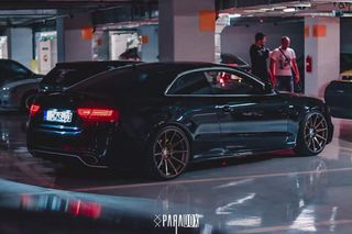 Audi A5 2009 rs5 look-thumb-3