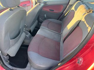 Peugeot 206 2001-thumb-5