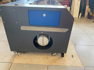 Omtech Co2 Laser 70w μεταχειρισμένο με αυτόματο κρεβάτι εστίασης και ψύκτη-thumb-2