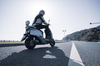 RKS 2026 F52 1200 TAILG ELECTRIC SCOOTER Χωρίς Δίπλωμα!!!-thumb-5