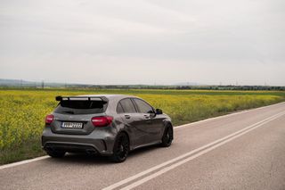 Mercedes-Benz A 45 AMG 2014 AMG-thumb-16
