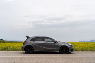 Mercedes-Benz A 45 AMG 2014 AMG-thumb-17