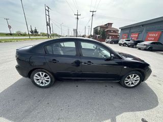 Mazda 3 2007-thumb-12