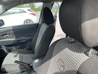 Mazda 3 2007-thumb-55