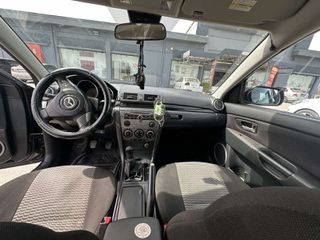 Mazda 3 2007-thumb-51