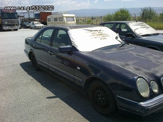 Mercedes-Benz E 200 1996 AVANTGARDE FULL EXTRA-thumb-1
