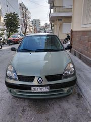 Renault Clio 2003