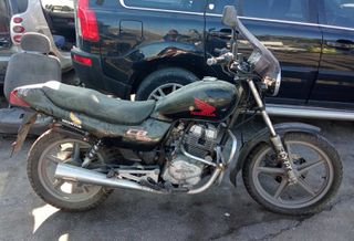 Honda CB 250 2004