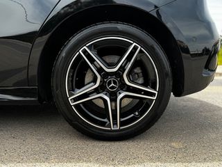Mercedes-Benz A 250 2020 AMG line,Ambient light,Plug-in hybrid-thumb-7