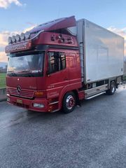 Ψυγείο Mercedes-Benz 2001 Atego 1528 τσιγκελαδικο