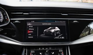 Audi Q8 2023 50 TDI-QUATTRO-S LINE-PANORAMA-thumb-36