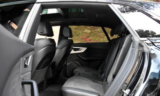 Audi Q8 2023 50 TDI-QUATTRO-S LINE-PANORAMA-thumb-17