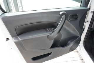 Κλούβα Mercedes-Benz 2018 109-thumb-8