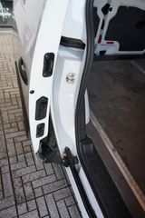Κλούβα Mercedes-Benz 2018 109-thumb-30