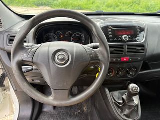 Opel Combo 2013-thumb-7