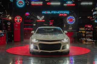 Chevrolet Camaro 2019 ZL1 Full!-thumb-8