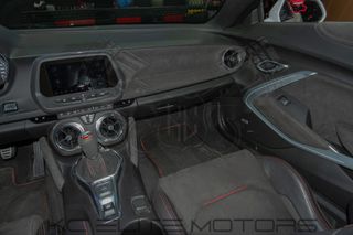 Chevrolet Camaro 2019 ZL1 Full!-thumb-53