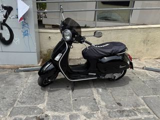 Vespa GTS 300 2018 Vespa GTS Super 300