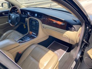 Jaguar XJ8 2008 3.5 R-EXECUTIVE-thumb-14