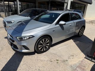 Mercedes-Benz A 250 2021 A250E plug in 220hp-thumb-3
