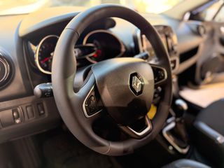 Renault Clio 2016 PANORAMA-thumb-34