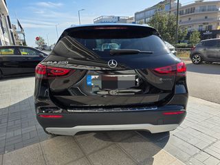 Mercedes-Benz GLA 200 2022 PROGRESSIVE 7G-DCT-thumb-11