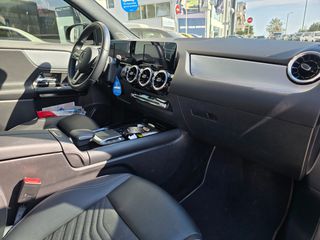 Mercedes-Benz GLA 200 2022 PROGRESSIVE 7G-DCT-thumb-18