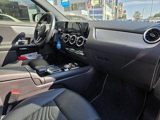 Mercedes-Benz GLA 200 2022 PROGRESSIVE 7G-DCT-thumb-19