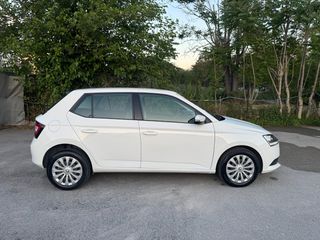 Skoda Fabia 2020-thumb-9