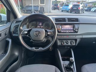 Skoda Fabia 2020-thumb-11