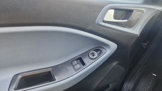 Hyundai i 20 2015-thumb-7