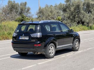 Mitsubishi Outlander 2010-thumb-10