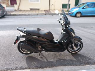 Piaggio Beverly 300i 2018 Police-thumb-5